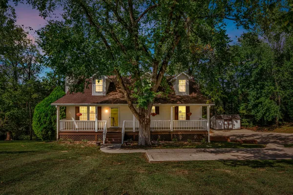 $674,900 | 269 Harpeth View Trail, Kingston Springs, TN 37082