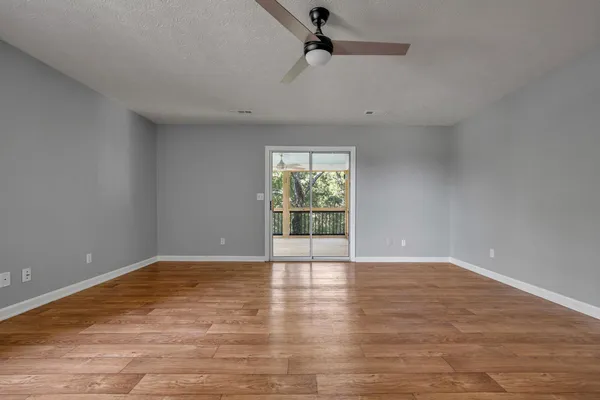 $674,900 | 269 Harpeth View Trail, Kingston Springs, TN 37082