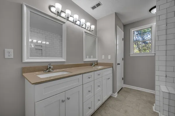 $674,900 | 269 Harpeth View Trail, Kingston Springs, TN 37082