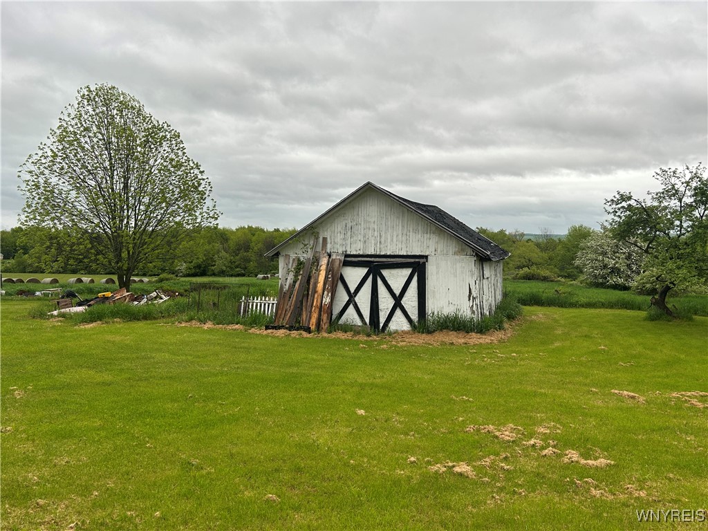 985 Sierk Road Bennington, NY 14011 - Photo 10 of 16