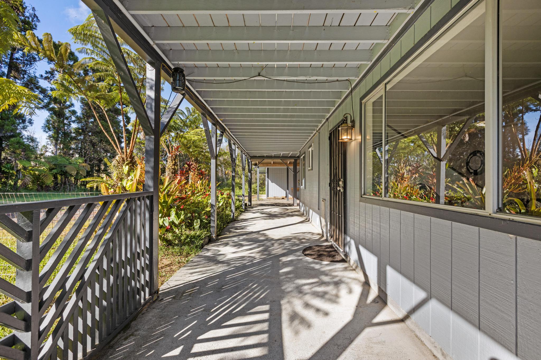 18-4565 Makaala Rd Mountain View Mountain View, HI 96771 - Photo 17 of 25 a view of balcony