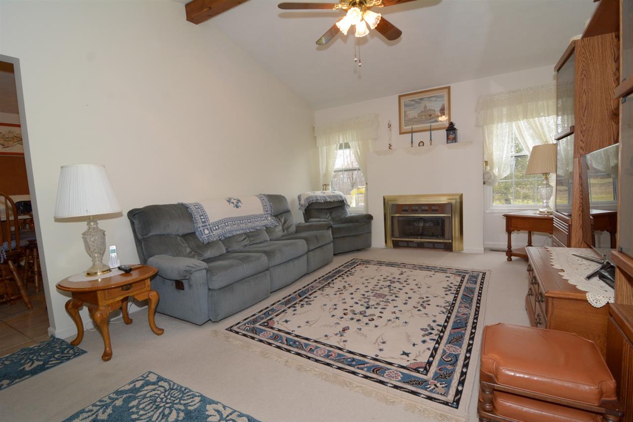 9588 Rabbit Run Drive Newburgh, IN 47630 - Photo 3 of 22