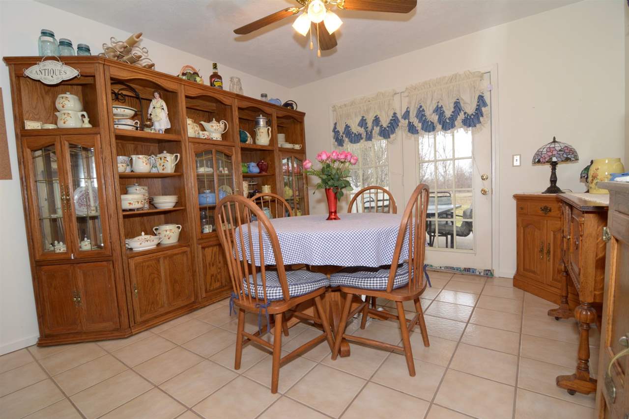 9588 Rabbit Run Drive Newburgh, IN 47630 - Photo 5 of 22