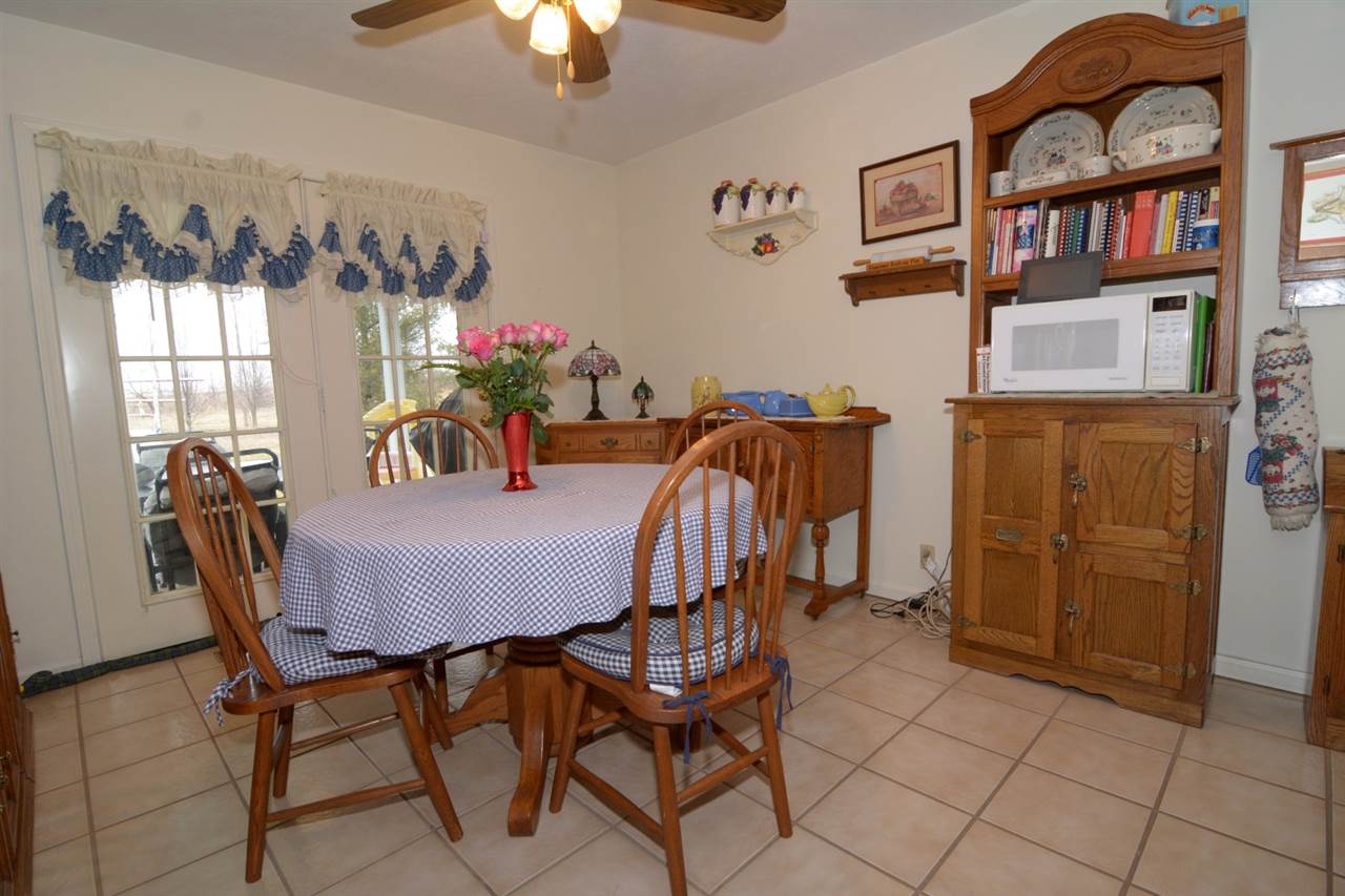 9588 Rabbit Run Drive Newburgh, IN 47630 - Photo 6 of 22