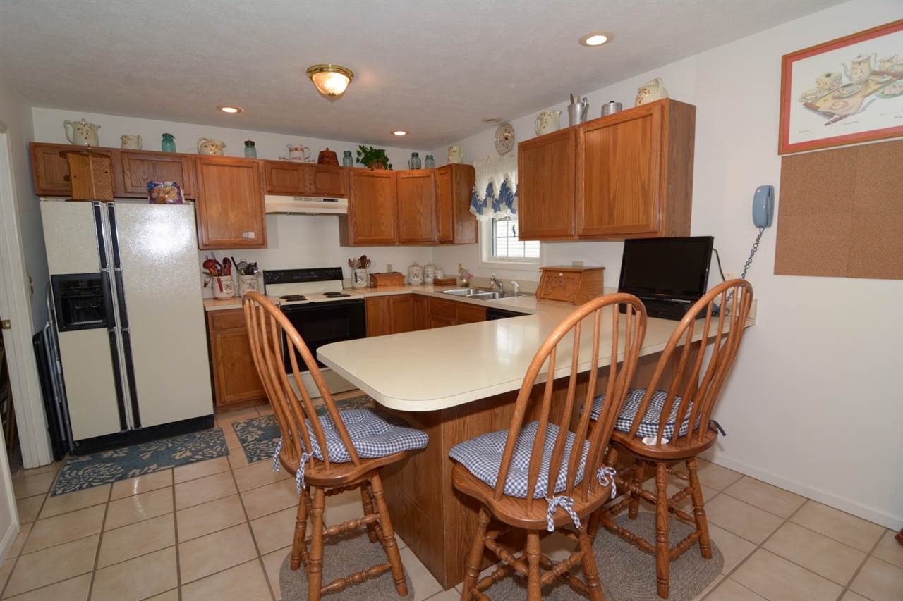9588 Rabbit Run Drive Newburgh, IN 47630 - Photo 7 of 22