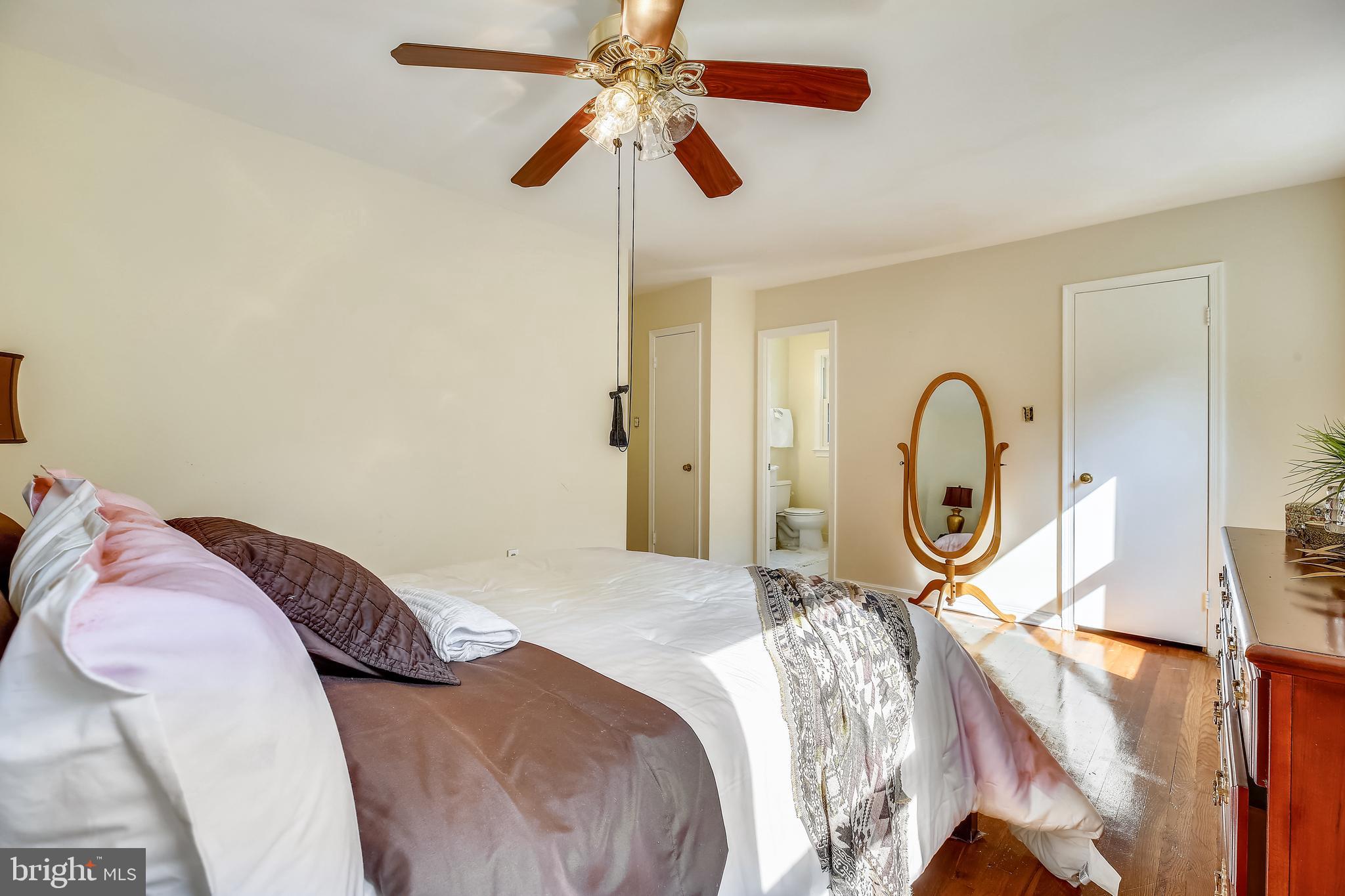 13605 Wagon Way Silver Spring, MD 20906 - Photo 21 of 41 Primary Bedroom Suite with Ceiling Fan