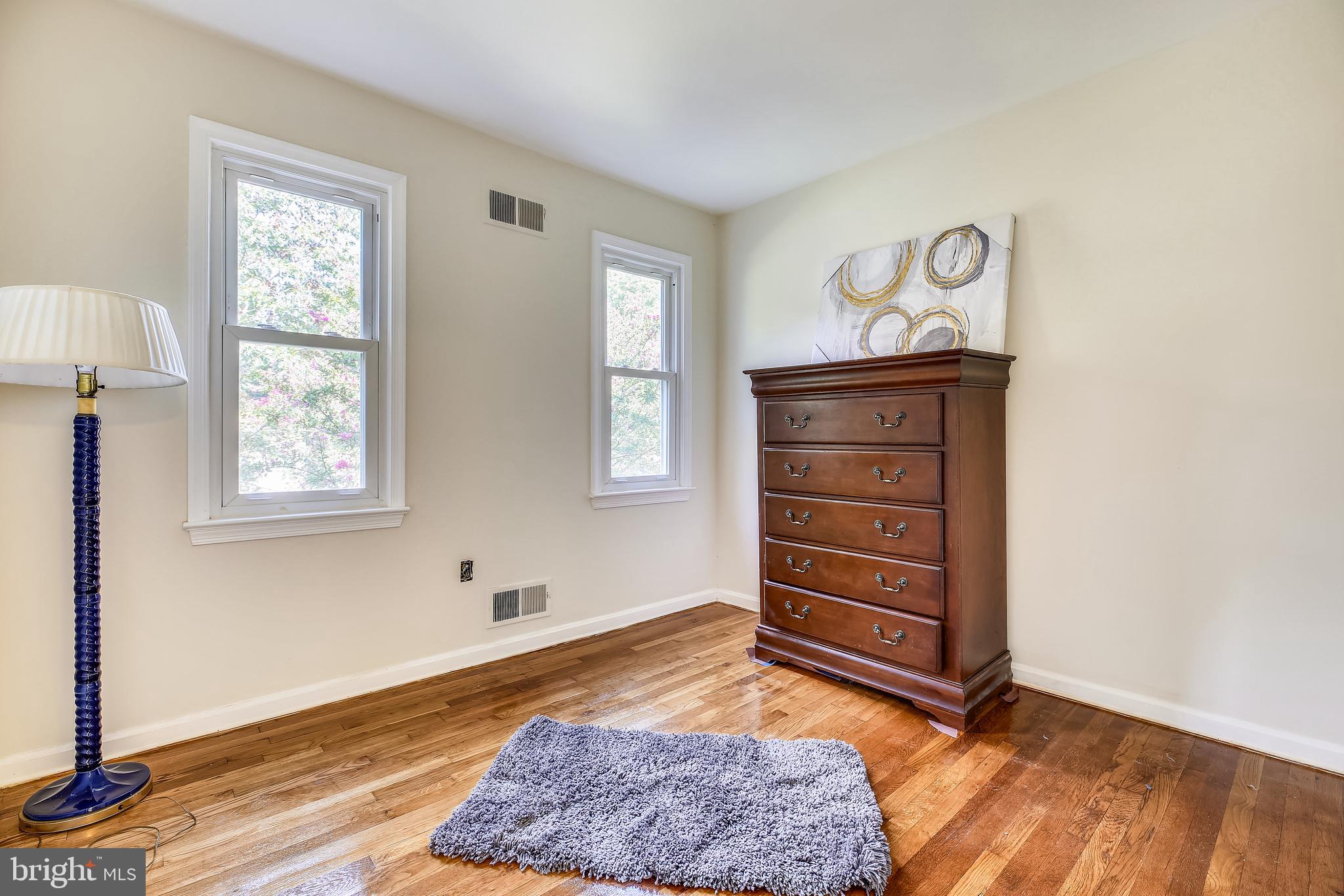 13605 Wagon Way Silver Spring, MD 20906 - Photo 26 of 41 Third Bedroom