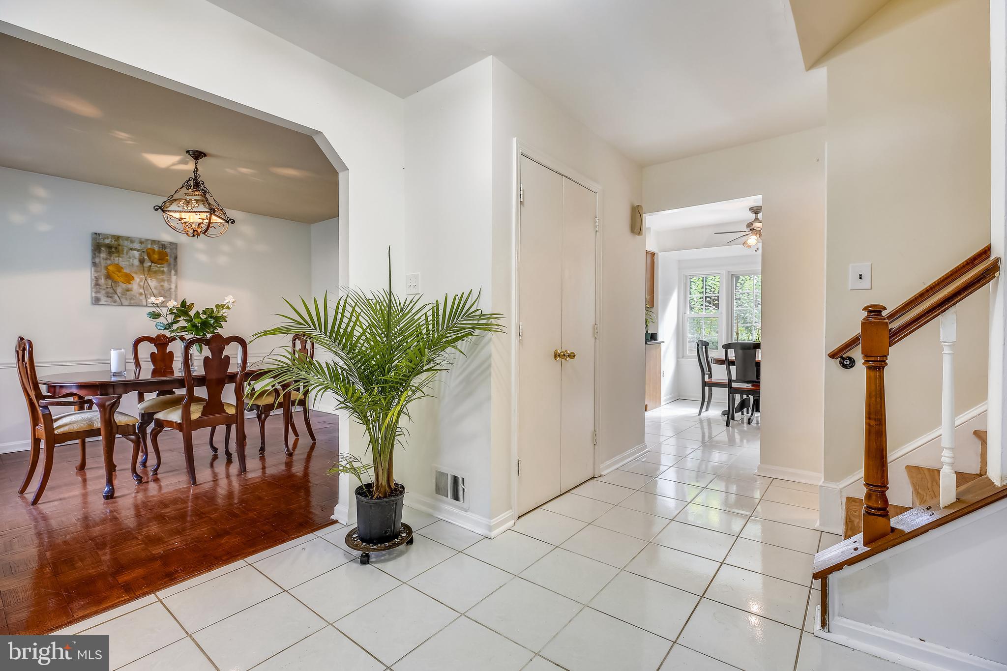 13605 Wagon Way Silver Spring, MD 20906 - Photo 4 of 41 Tiled Foyer