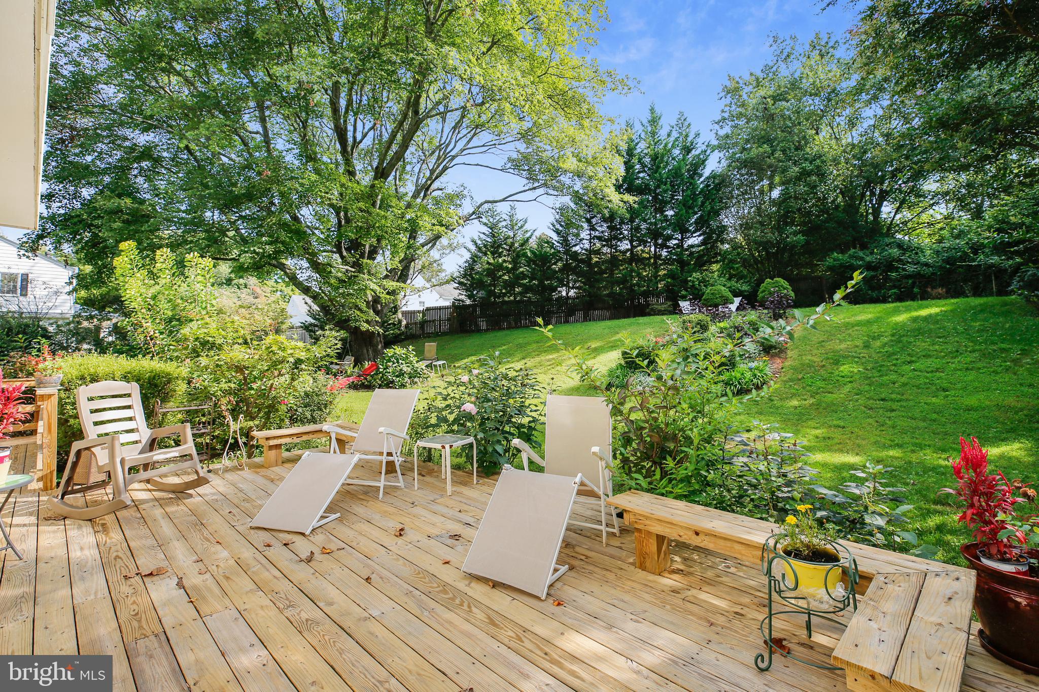 13605 Wagon Way Silver Spring, MD 20906 - Photo 34 of 41 Wonderful Deck