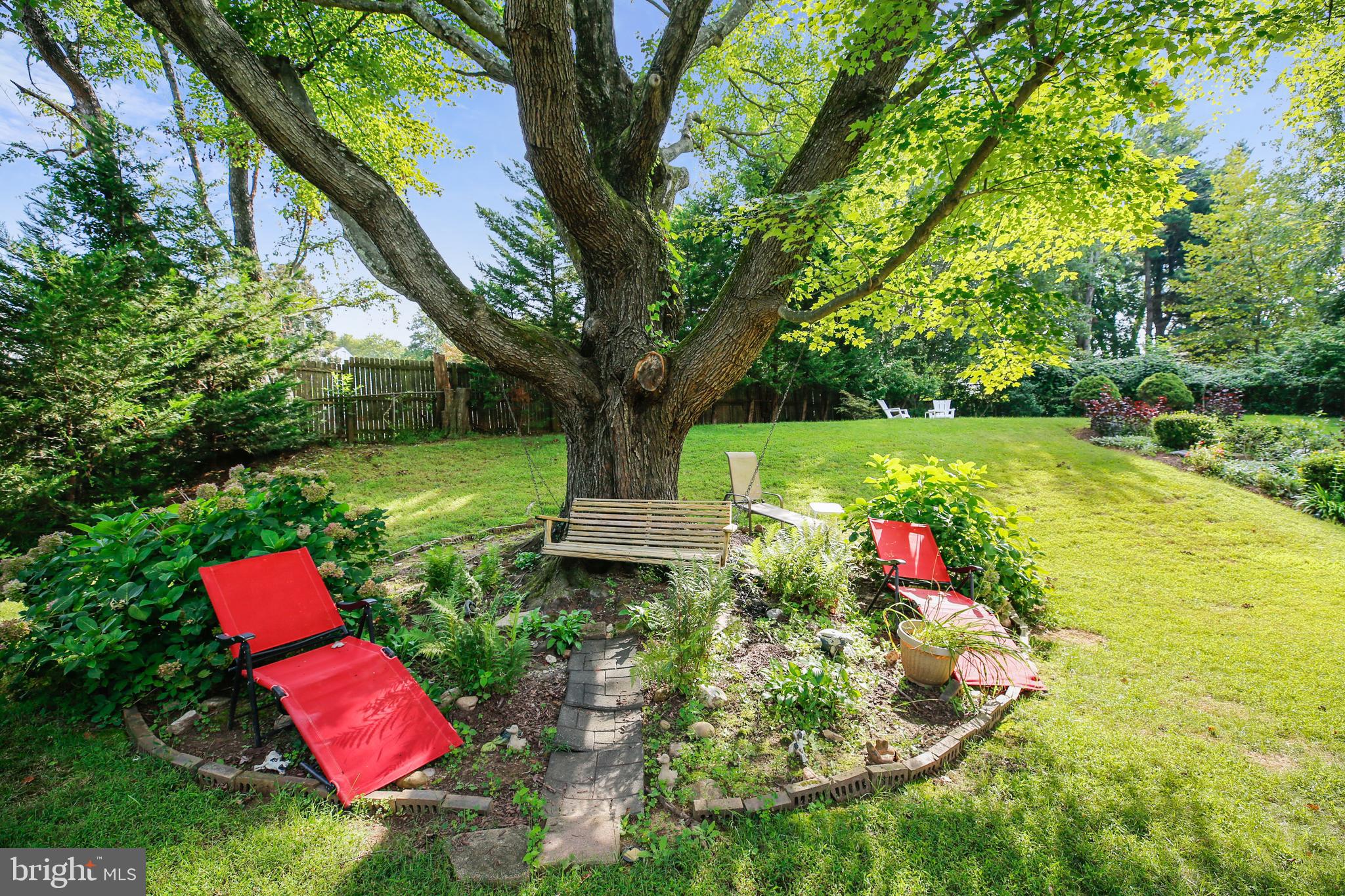 13605 Wagon Way Silver Spring, MD 20906 - Photo 36 of 41 Landscaped Yard