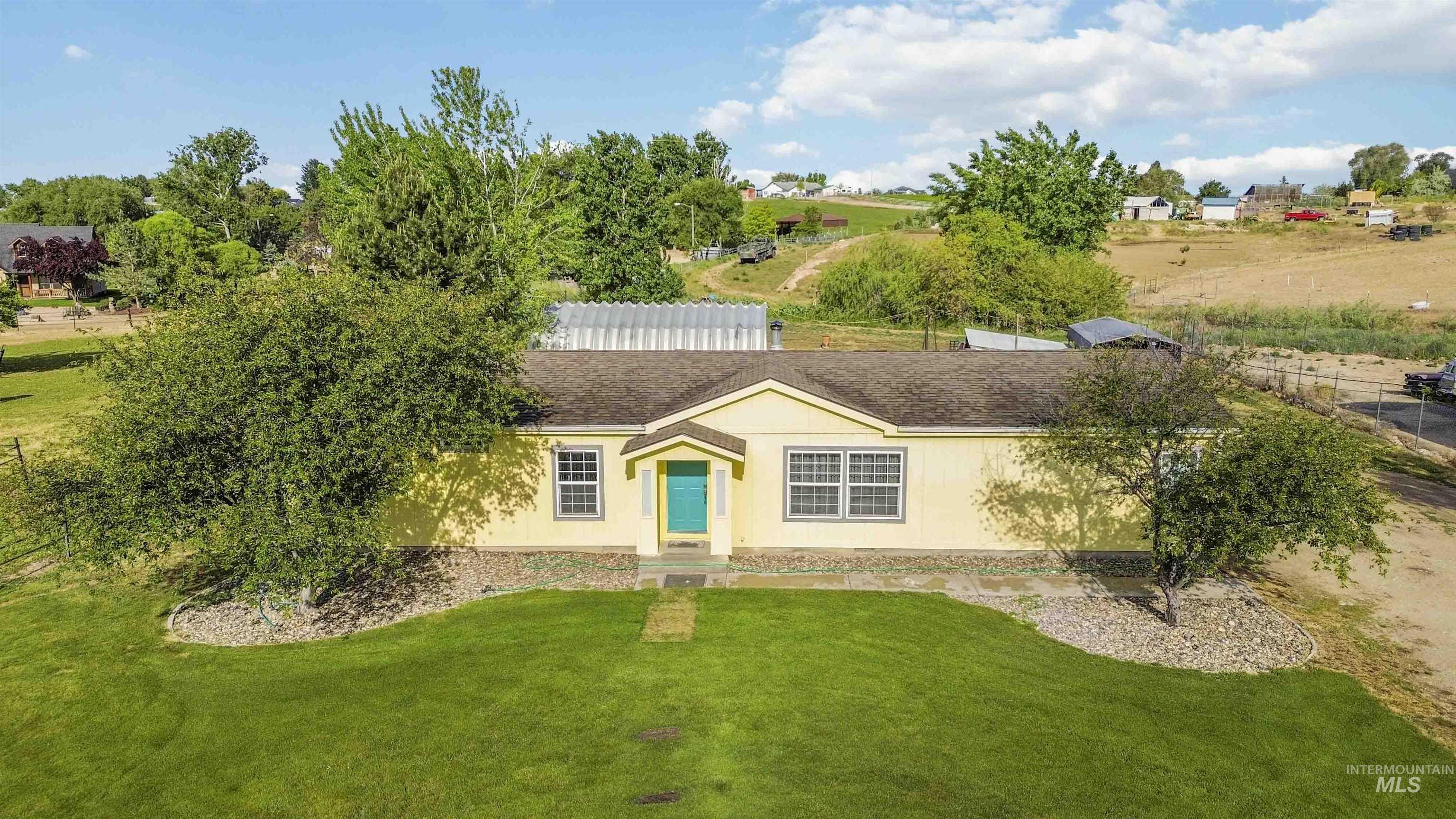 24827 Farmway Road Caldwell, ID 83607 - Photo 1 of 1 Gallery Image 1