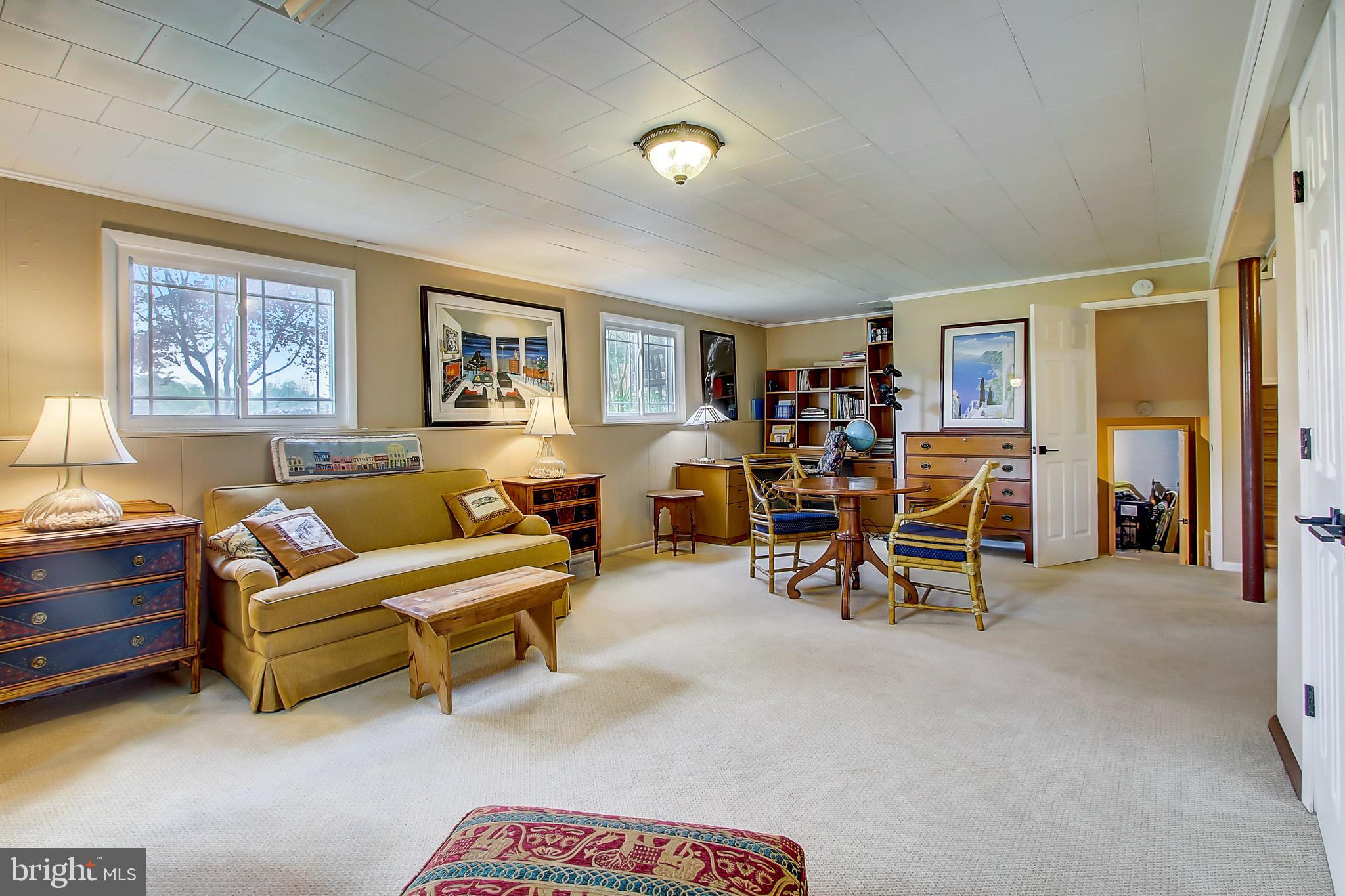 9051 Dunloggin Road Ellicott City, MD 21042 - Photo 38 of 59