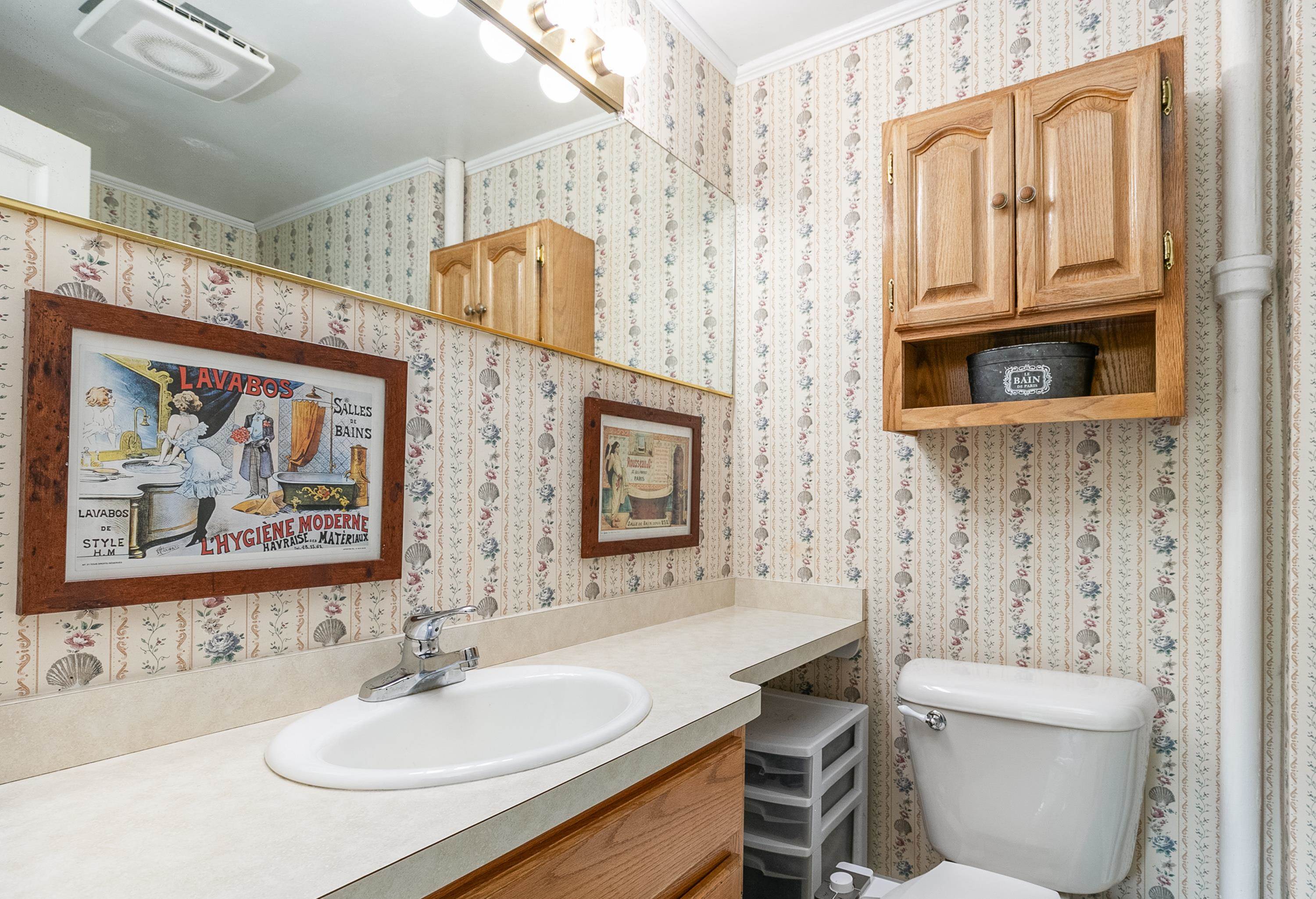 216 Gordon Hill Road New Hampton, NH 03256 - Photo 15 of 40