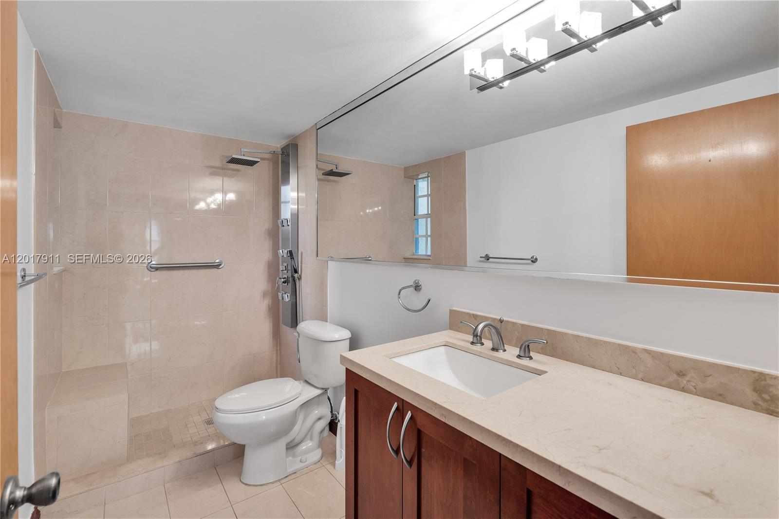 7811 Southwest 9th Terrace Miami, FL 33144 - Photo 17 of 26 Bathroom #2 - entry level