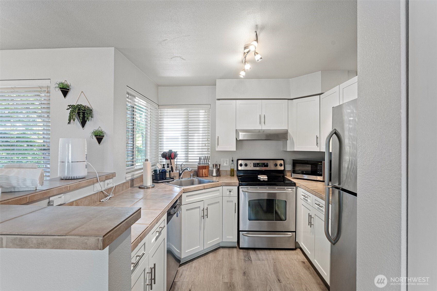 3908 243rd Place Southeast, Unit Q203 Bothell, WA 98021 - Photo 14 of 35