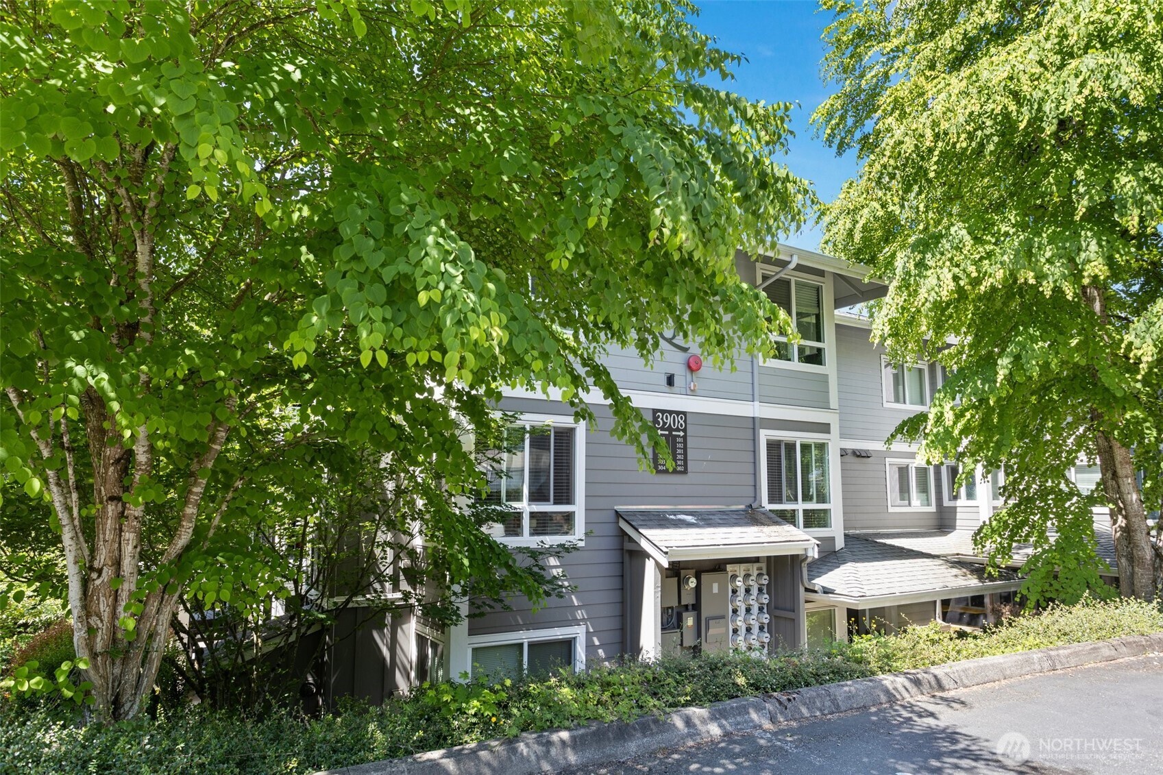 3908 243rd Place Southeast, Unit Q203 Bothell, WA 98021 - Photo 4 of 35