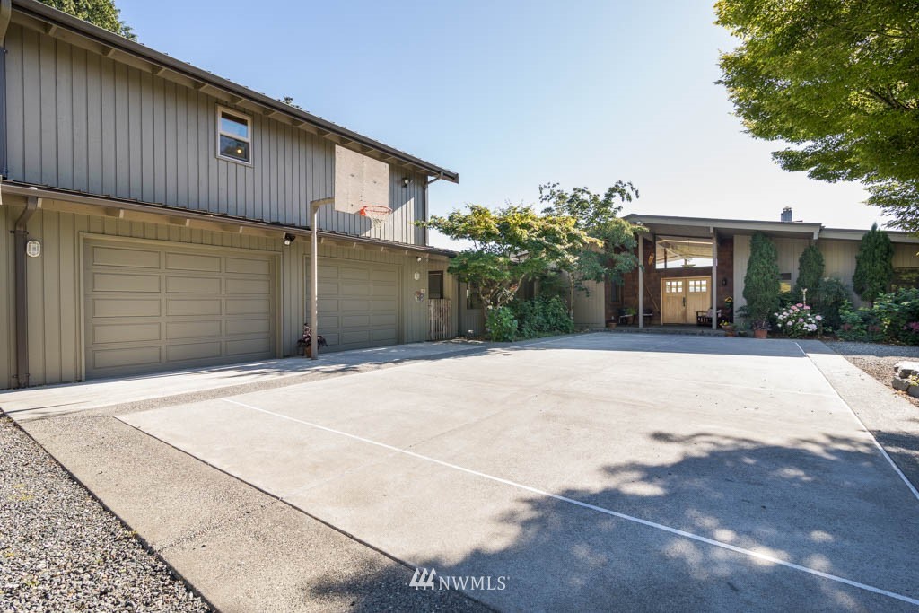 2583 North Shore Road Bellingham, WA 98226 - Photo 8 of 20 Gallery Image 8