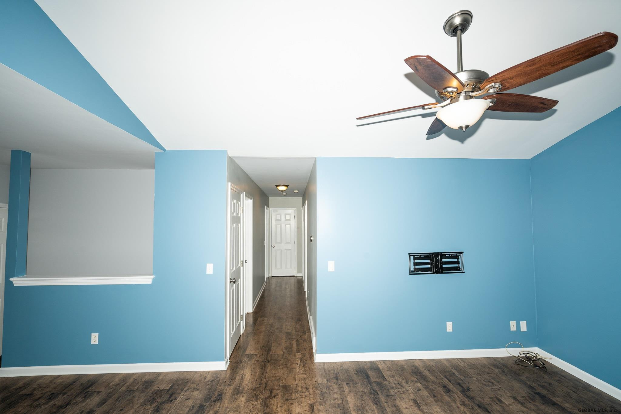 46 Rapple Drive Colonie, NY 12205 - Photo 4 of 22 Photo 4