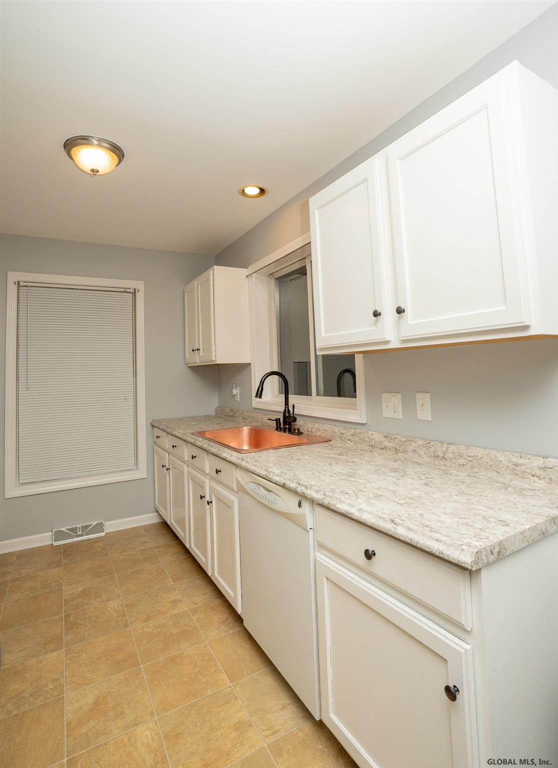 46 Rapple Drive Colonie, NY 12205 - Photo 6 of 22 Photo 6