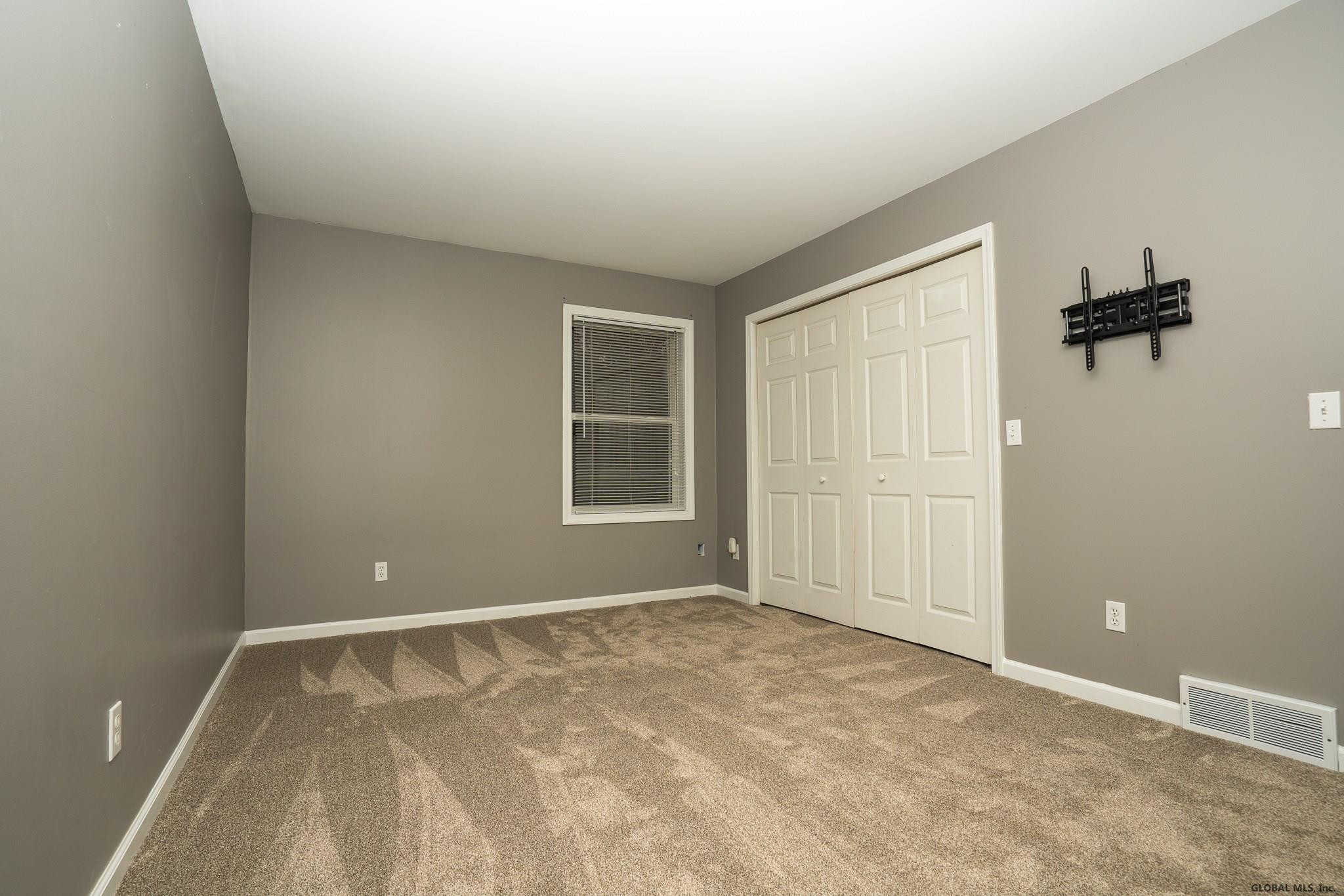 46 Rapple Drive Colonie, NY 12205 - Photo 7 of 22 Photo 7