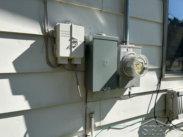 50124697-3.JPG