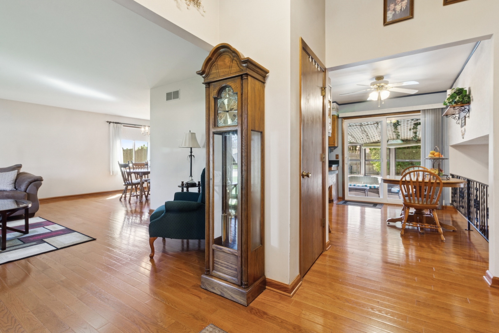 303 Greenfield Road Shorewood, IL 60404 - Photo 6 of 20 Gallery Image 6