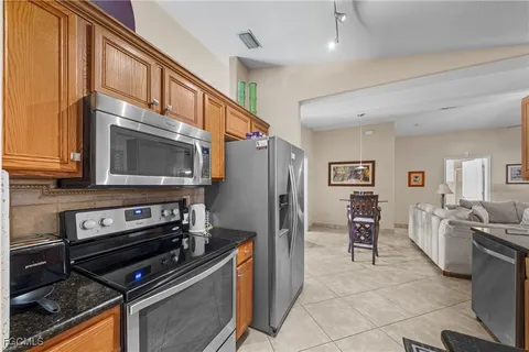 $449,999 | 1520 Northeast 2nd Terrace, Cape Coral, FL 33909