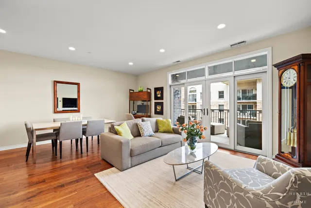 $425,000 | 151 West Wing Street, Unit 601, Arlington Heights, IL 60005