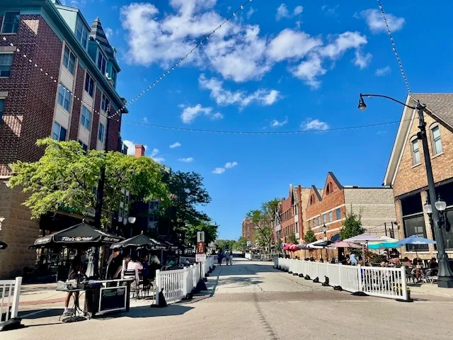 $425,000 | 151 West Wing Street, Unit 601, Arlington Heights, IL 60005