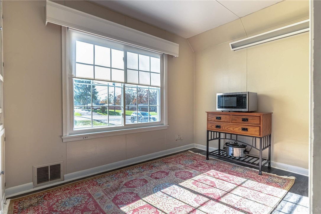 3934 Kemp Road Dayton, OH 45431 - Photo 7 of 33