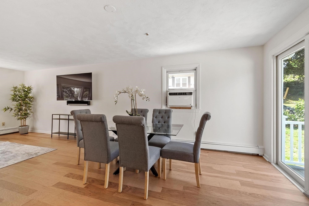 7 Locust Street Reading, MA 01867 - Photo 10 of 40 Gallery Image 10
