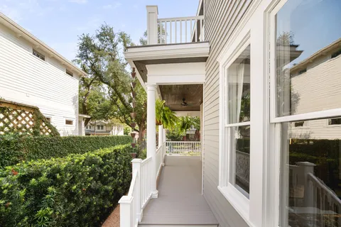 $2,490,000 | 215 Bayland Avenue, Houston, TX 77009