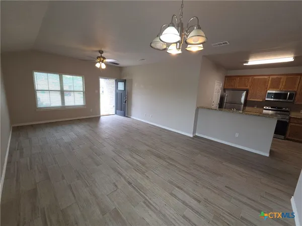 $1,450 | 332 Arnold Drive, Unit B, Belton, TX 76513