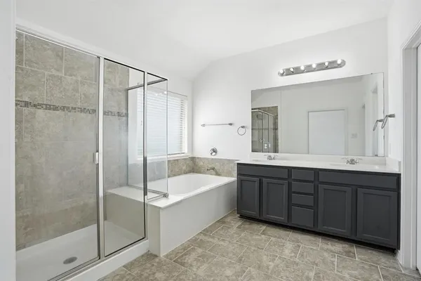 $3,350 | 11300 Hubbard Creek Drive, Frisco, TX 75036