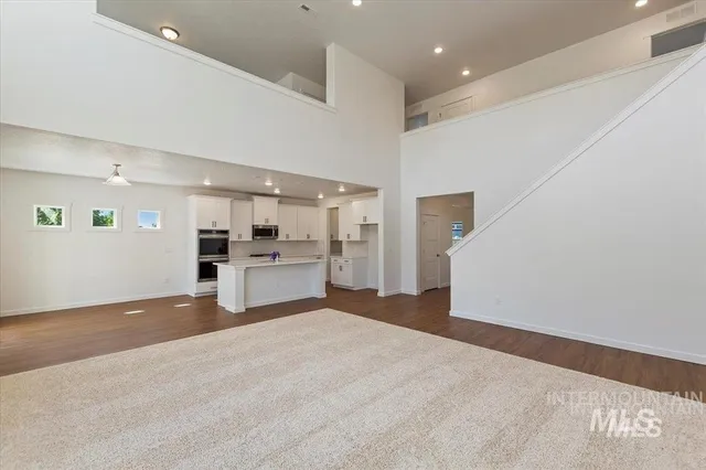 $467,990 | 1586 Southwest Silverstone Avenue, Mountain Home, ID 83647