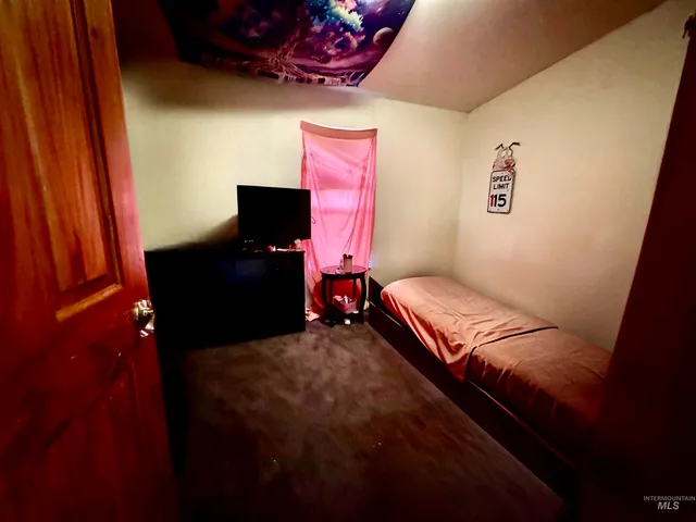 $575,000 | 20836 Ryegrass Lane, Lenore, ID 83541