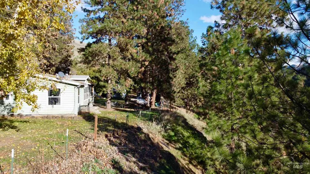 $575,000 | 20836 Ryegrass Lane, Lenore, ID 83541