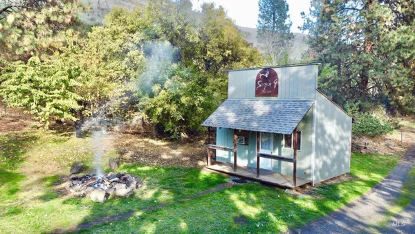 $549,000 | 20836 Ryegrass Lane, Lenore, ID 83541