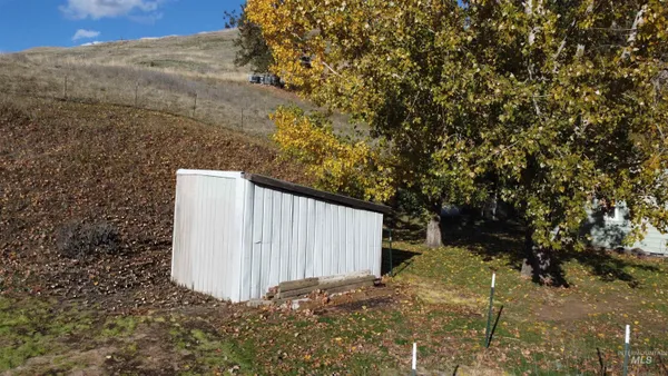 $549,000 | 20836 Ryegrass Lane, Lenore, ID 83541
