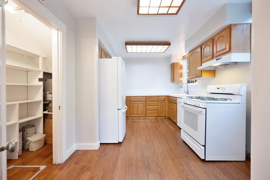 150 Southgate Road Sacramento, CA 95815 - Photo 13 of 40