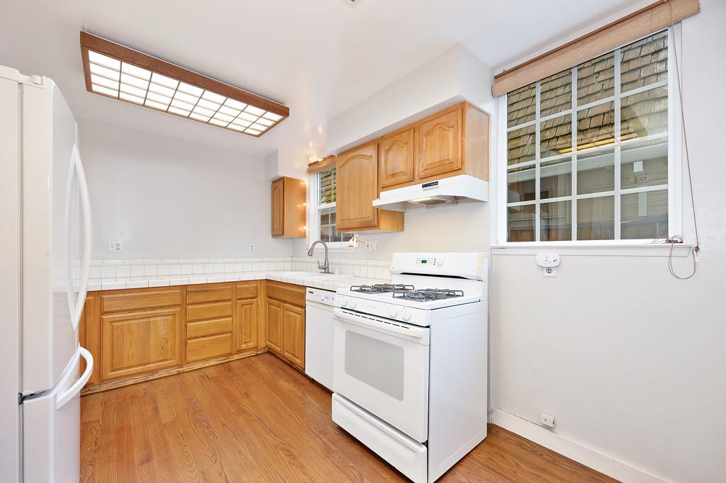 150 Southgate Road Sacramento, CA 95815 - Photo 15 of 40