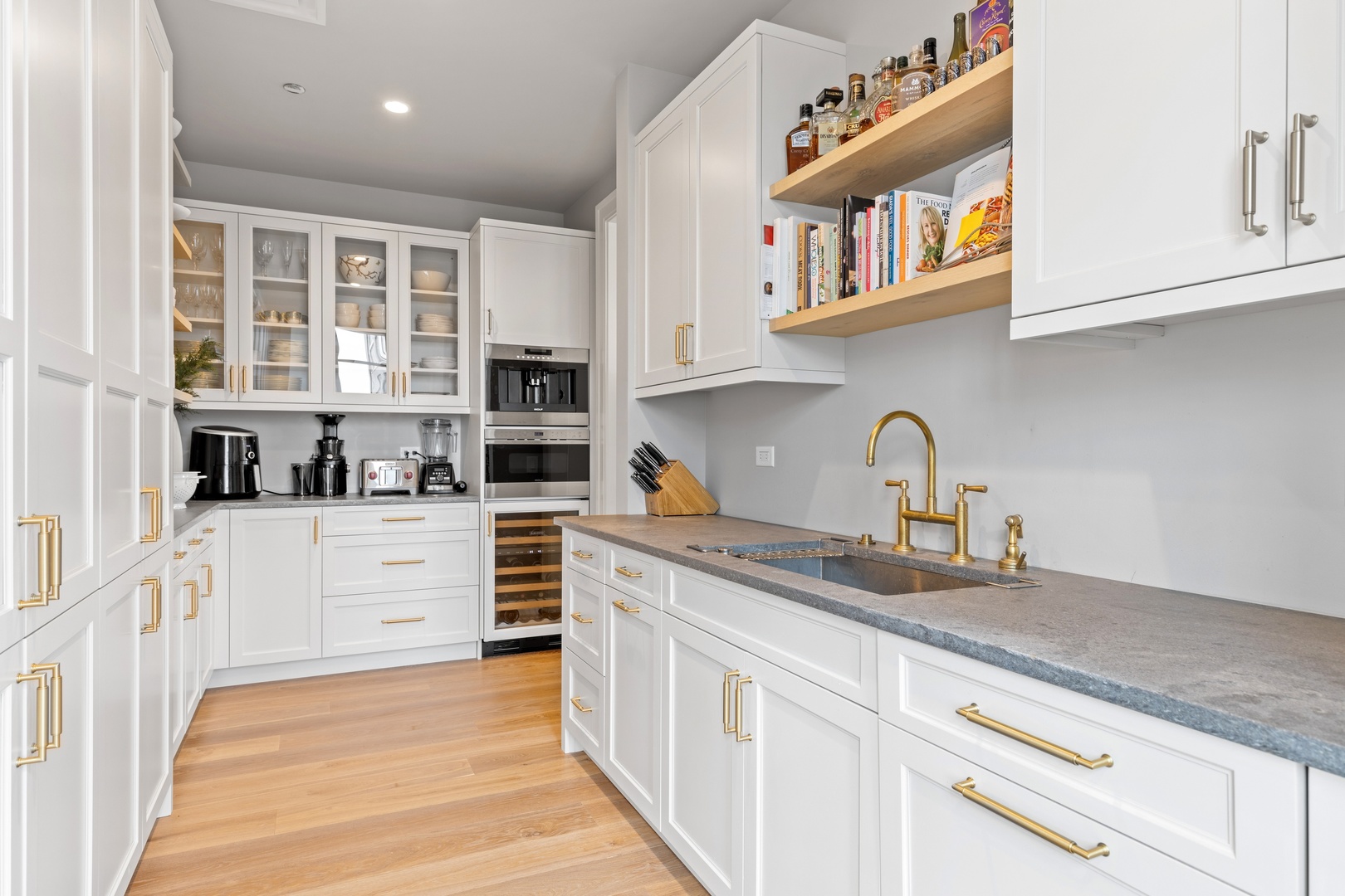 1109 West Washington Boulevard, Unit 8A Chicago, IL 60607 - Photo 28 of 49