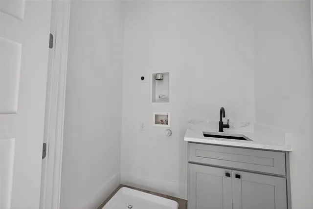 $899,000 | 3408 Umyousef Court, Irving, TX 75038