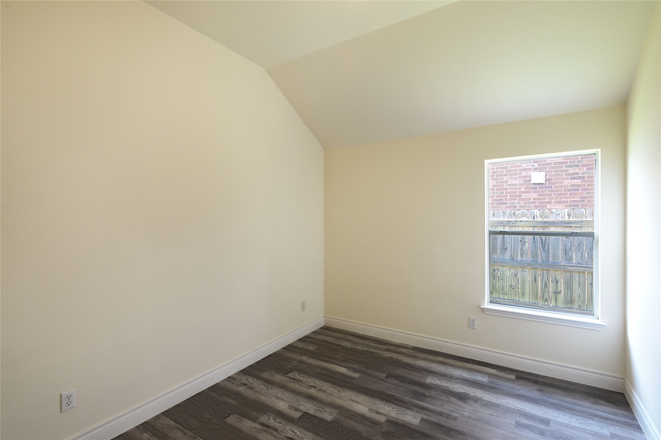2129 Dry Tortugas Trail Austin, TX 78747 - Photo 15 of 38 an empty room with a window