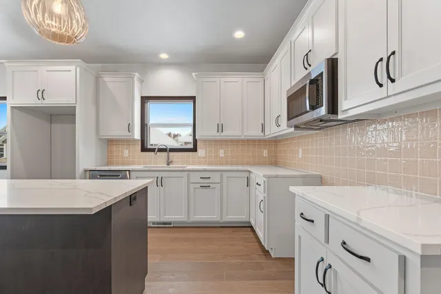 $369,900 | 495 Papermill Circle, Kimberly, WI 54136