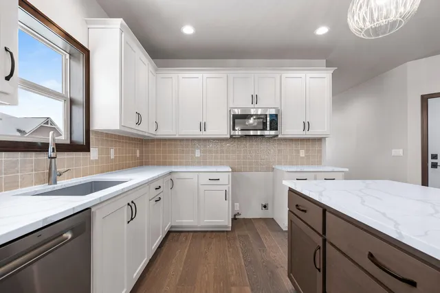 $369,900 | 495 Papermill Circle, Kimberly, WI 54136