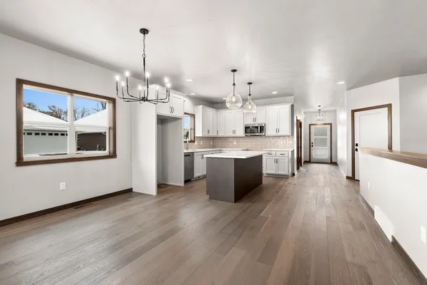 $369,900 | 495 Papermill Circle, Kimberly, WI 54136