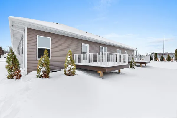 $369,900 | 495 Papermill Circle, Kimberly, WI 54136