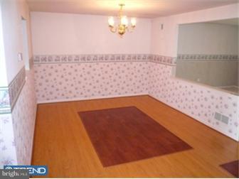 178 Nicole Way Sinking Spring, PA 19608 - Photo 7 of 12 Dining Room