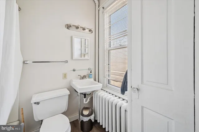 $1,720 | 120 Walnut Avenue, Unit 2, Ardmore, PA 19003